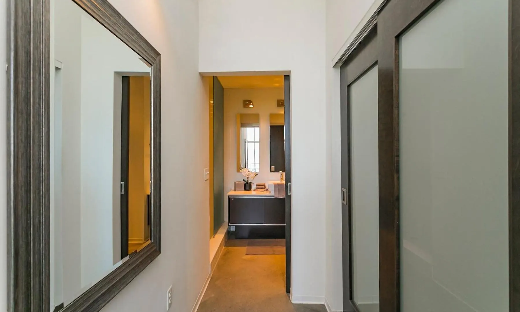 Holiday home 5M306- Mid Century Modern Condo Nashville